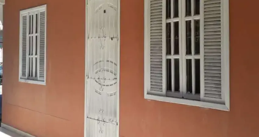 Casa em condomínio fechado com 2 quartos à venda na Rua Altamir Chaves, Parque Burle, Cabo Frio