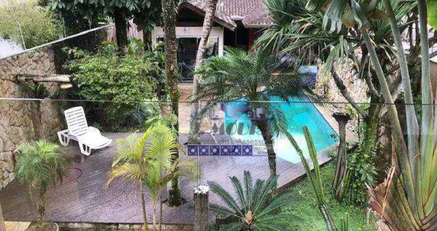 SOBRADO ALTO PADRÃO NO  NOVA CINTRA -  EM EXCELENTE LOCALIZAÇÃO - COM PISCINA, JACUZZI, JARDIM, SOLARIUM, LAREIRA E CHURRASQUEIRA