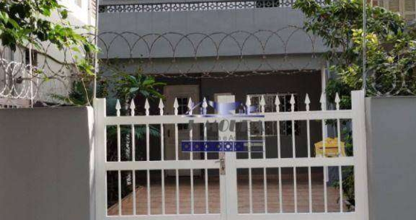 SOBRADO NO GONZAGA PRÓXIMO A PRAIA - ÓTIMO PARA RESIDENCIA, CLINICA OU COMERCIO EM GERAL