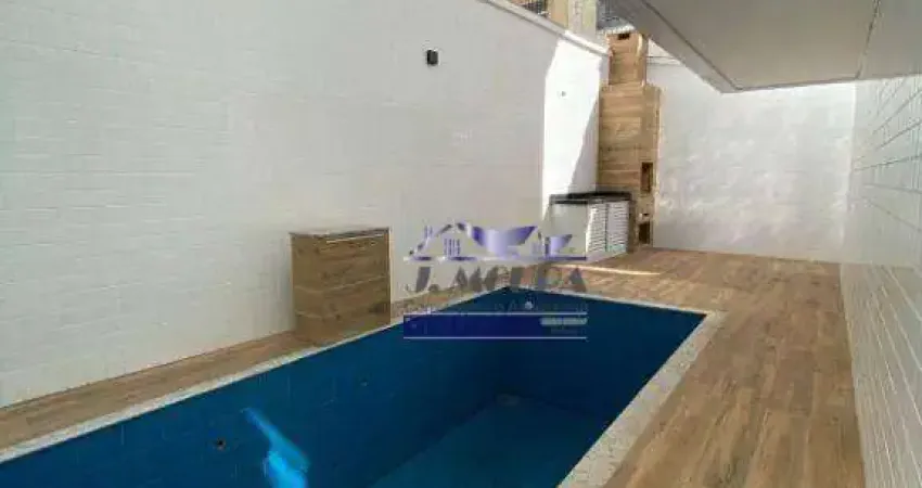 TÉRREA LUXO - COM PISCINA E CHURRASQUEIRA - NA PONTA DA PRAIA