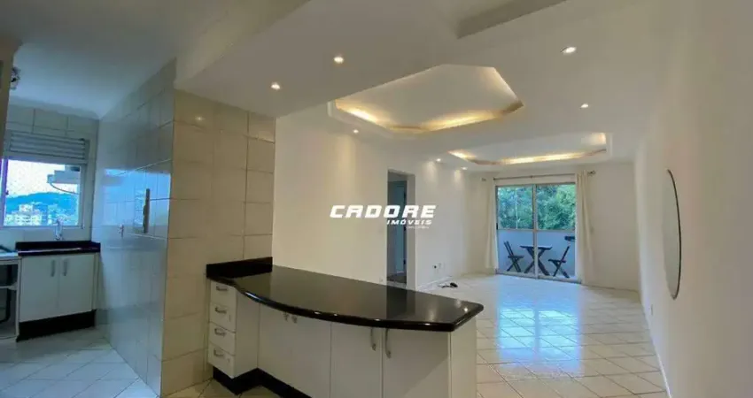 Excelente apartamento com 02 dormitórios no bairro Vila Nova