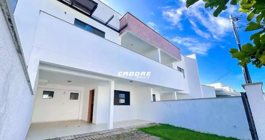 Sobrado No Bairro Velha Central com 3 Dormitórios Sendo 1 Suíte e Área nos Fundos com Churrasqueira ! | Cadore Imóveis
