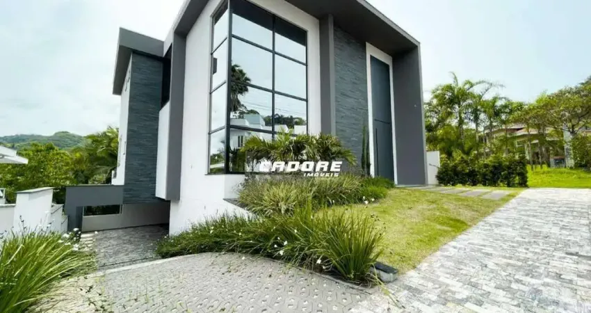 Casa de alto padrão 3 dormitórios sendo 3 suítes e uma bela piscina! | cadore imóveis