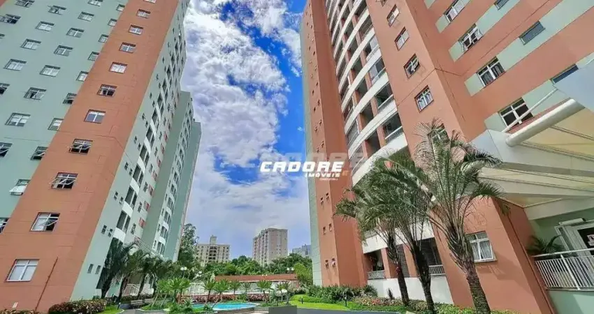 Apartamento semimobiliado, andar alto, sol da manhã, constituído por: