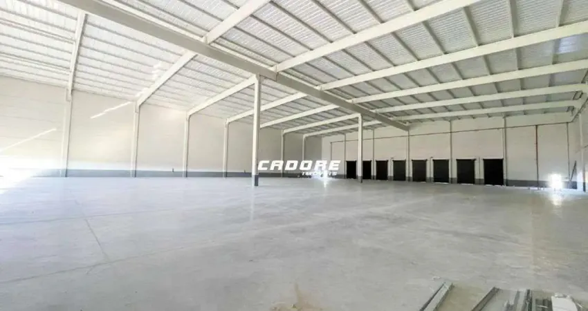 Galpão com aproximadamente 3.184,34m² para locação em Navegantes I Cadore Imóveis