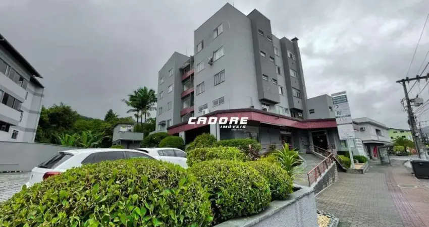 Apartamento com 3 quartos para alugar no Garcia, Blumenau 