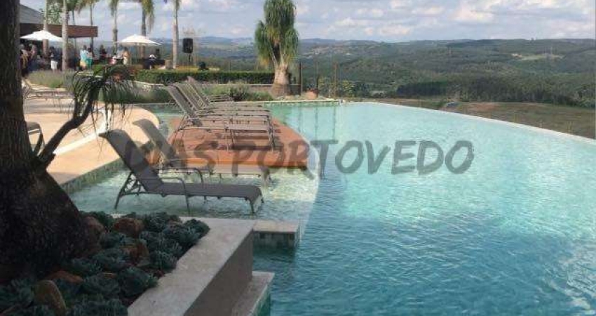 Terreno em condomínio fechado à venda no Loteamento Residencial Entre Verdes (Sousas), Campinas 