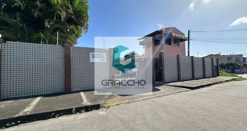 Casa com 3 quartos à venda na Rua Nenem Arruda, 120, Cambeba, Fortaleza