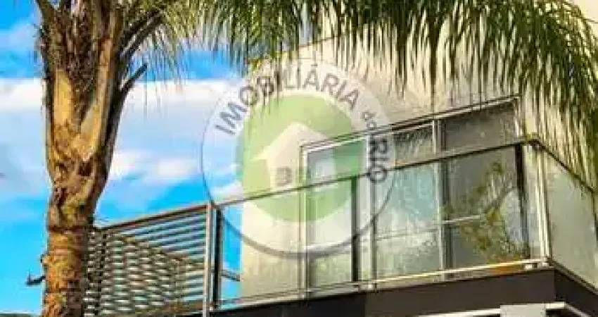 Imperdível! Casa de Luxo no Recreio dos Bandeirantes - 5 quartos, 5 suítes, 6 banheiros, 3 vagas, 260m² - Rio de Janeiro-RJ