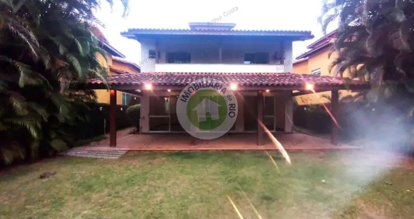 Espetacular Casa de Luxo em Condomínio na Barra da Tijuca - 4 quartos, 2 suítes, 4 salas, 6 banheiros, 6 vagas - RJ