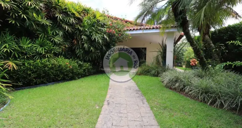 RIO MAR, MARAVILHOSA CASA LINEAR, 4 SUÍTES, TERRENO 872M²