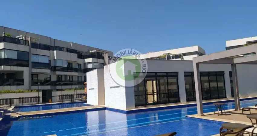 Cobertura Duplex - 154m2 - 3 suítes - pronta para morar - reformada - fechadura eletrônica - Churrasqueira - piscina
