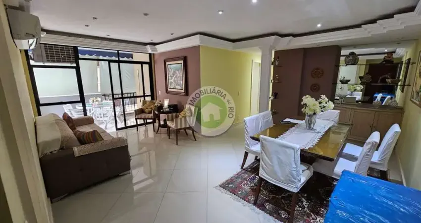 Apartamento 4 Quartos sendo 2 Suítes 2 Vagas de Garagem