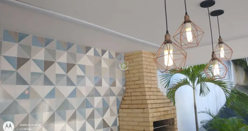 Casa em Condomínio em Jacarepaguá, Rio de Janeiro - 3 quartos, 2 suítes, 4 banheiros, 3 vagas - 178m², Freguesia, Piscina, Lazer, Pivacidade