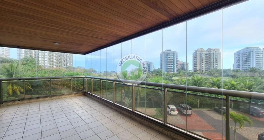 Golden Green 235 m2, sol da manhã em prédio exclusivo!