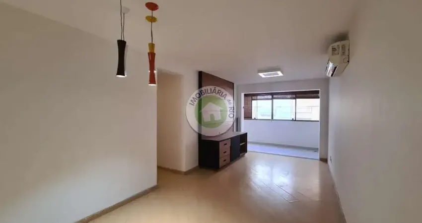 2 quartos com suite em ponto excelente do Recreio!