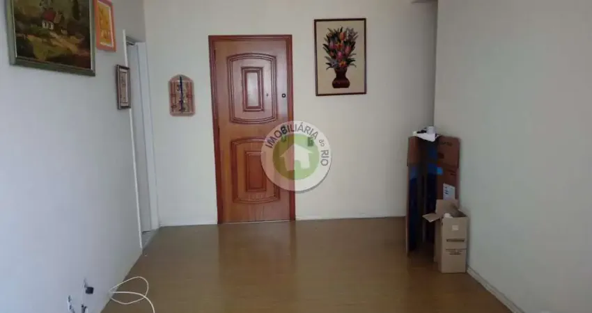 Apartamento à venda no Meier, Rio de Janeiro-RJ! 2 quartos, 1 sala, 2 banheiros, 1 vaga. 66 m² de conforto e praticidade!