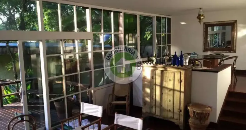 Casa no Condomínio Povoado Das Canoas. Com 4 Qts. 260 m², São Conrado - Rio De Janeiro