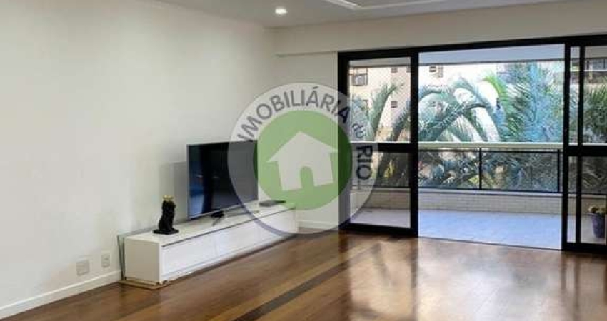 Venda de Apartamento de Luxo na Barra da Tijuca no Rio de Janeiro - 3 Quartos, 3 Suítes, 2 Salas, 3 Vagas - 148m²