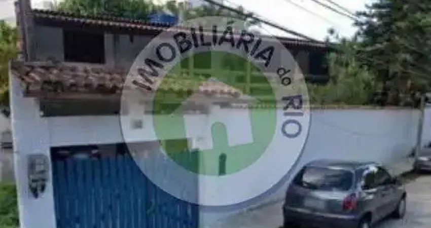 RECREIO DOS BANDEIRANTES - RUA FW - CASA DUPLEX 5 QUARTOS - 381 M2