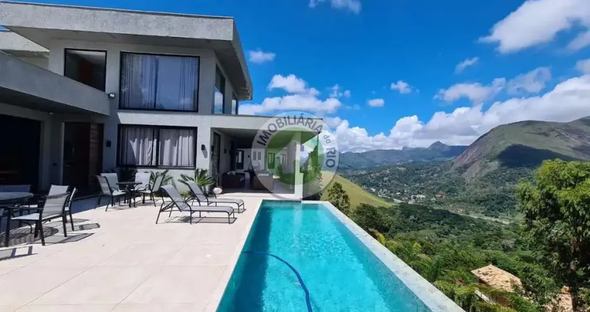 Itaipava -Magnífica Mansão em Condomínio Fechado- 600 M2