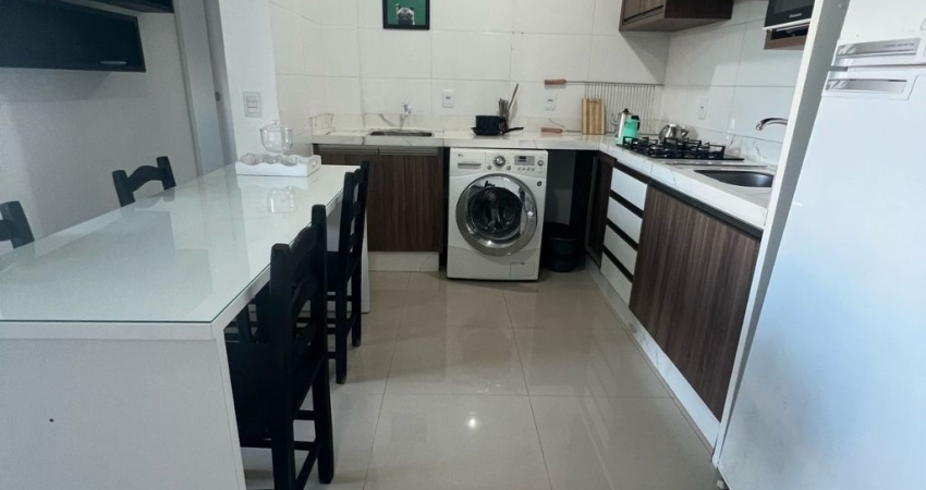 Apartamento mobiliado com escritura pública a 200 metros da praia dos ingleses.