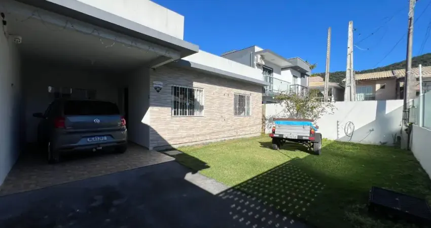 Casa com 3 quartos à venda na Rua Candido Pereira dos Anjos, São João do Rio Vermelho, Florianópolis