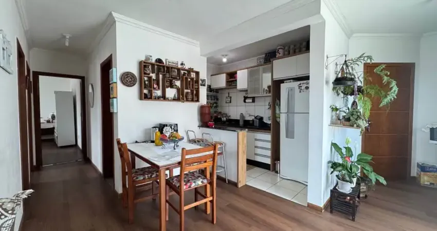 Cobertura a venda nos ingleses, com amplo pátio , predio com elevador