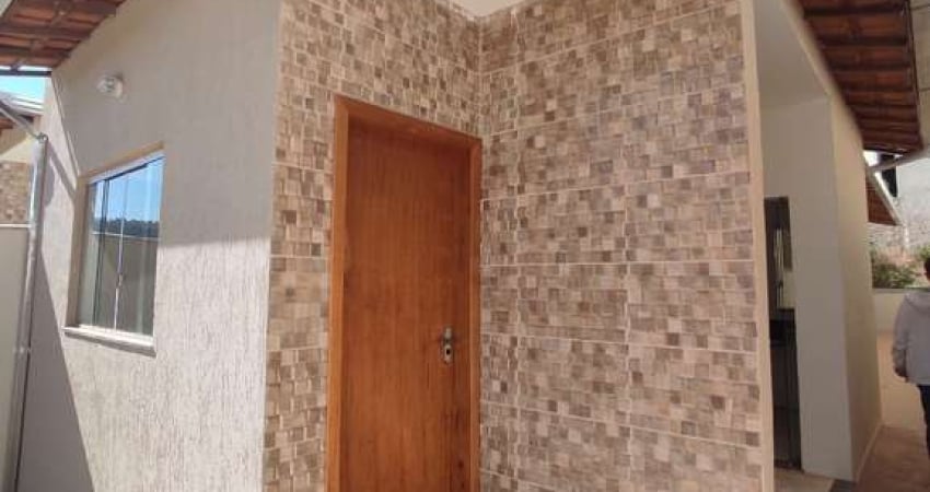 Casa geminada para venda em Esmeraldas, bairro São Pedro