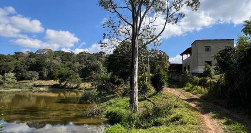 Chácara / sítio com 4 quartos à venda na Avenida Denise Cristina da Rocha, 525, São Januário (Justinópolis), Ribeirão das Neves