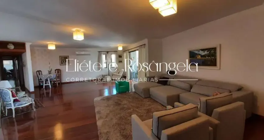 Apartamento para venda com 270 m² e 4 vagas, na Vila Adyana!!