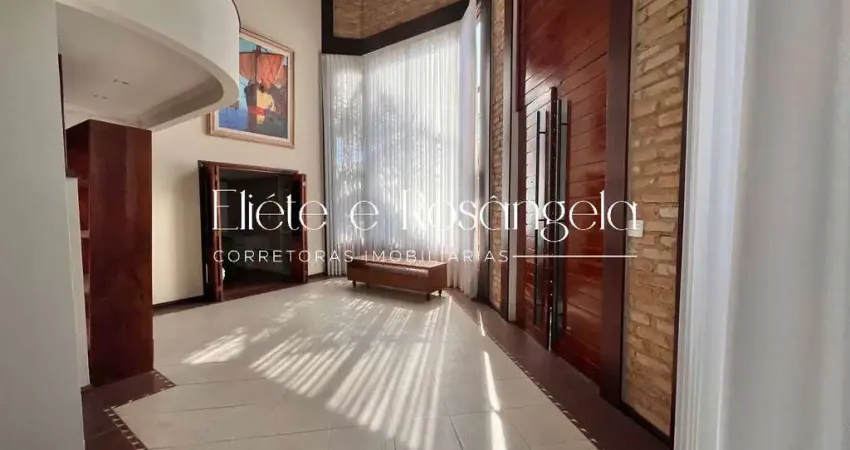 Ótima casa com 4 suítes no condomínio Esplanada do Sol - VENDA