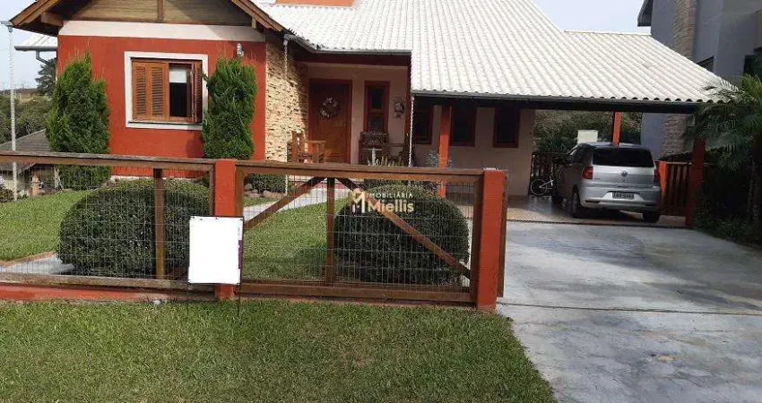 Casa em alvenaria , condomínio condado de castella,piscina.