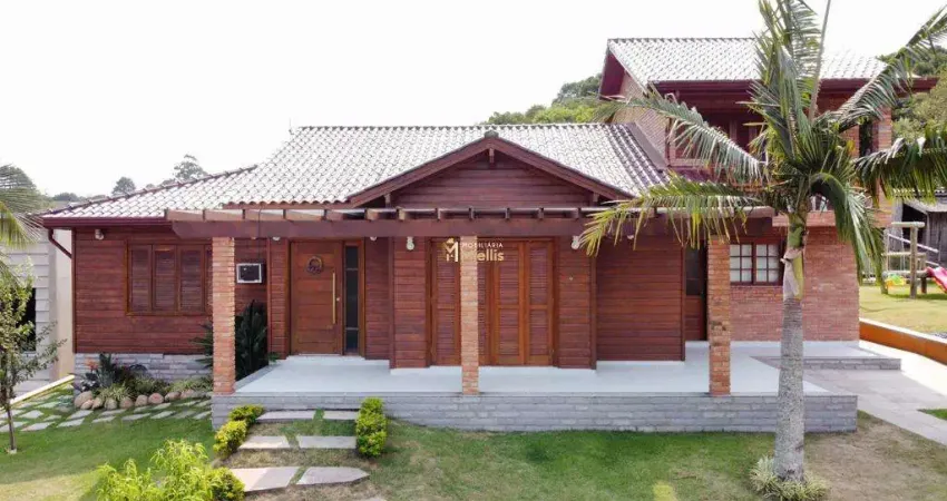 Magnífico sitio familiar,construção fino acabamento em viamão