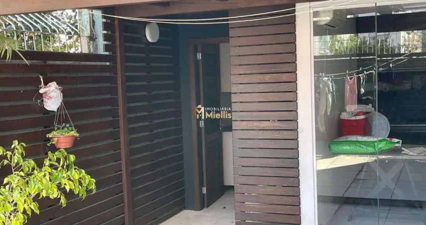 Apartamento com 2 quartos à venda na Rua Doutor João Simplício Alves de Carvalho, 715, Vila Ipiranga, Porto Alegre