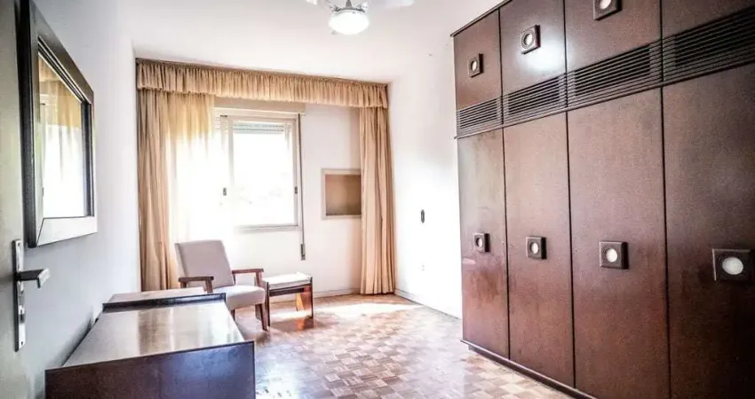 Apartamento para venda  no Bairro Menino Deus em Porto Alegre