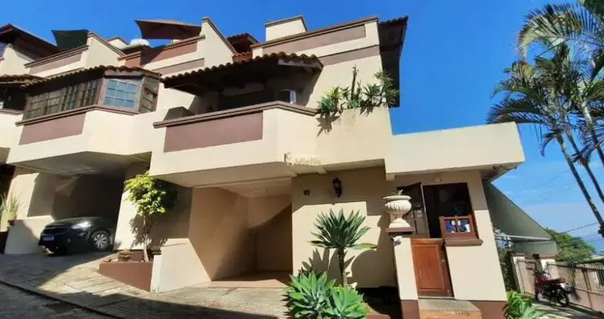 Casa com 3 quartos à venda na Avenida Wenceslau Escobar, 3714, Sétimo Céu, Porto Alegre