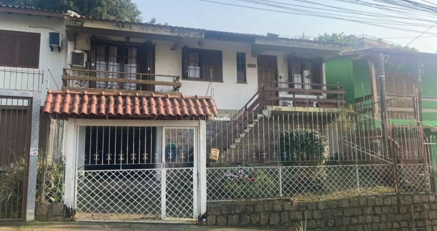 EXCELENTE IMÓVEL AMPLO COM 03 DORMITÓRIOS  - CENTRO DE VIAMÃO - RS