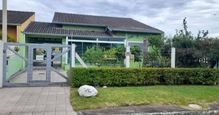 Casa com 4 quartos à venda na Avenida Militão de Almeida, 1374, Nova Tramandaí, Tramandaí