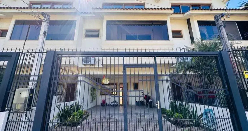 Casa com 3 quartos à venda na Rua Fernando Jorge Schneider, 293, Hípica, Porto Alegre