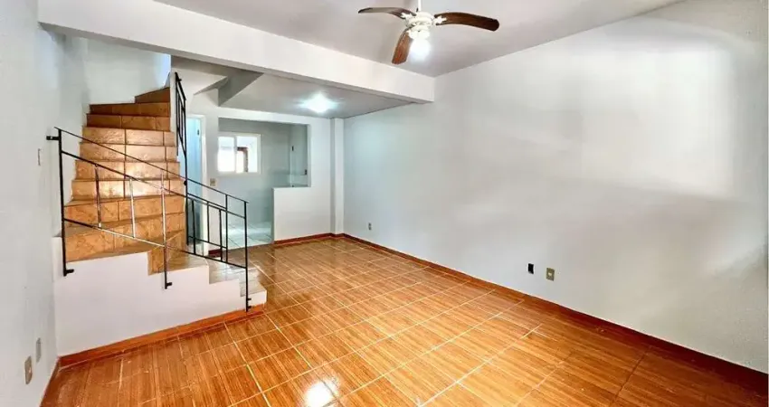 Casa com 2 quartos à venda na Rua Treze de Maio, 630, Rio Branco, Canoas