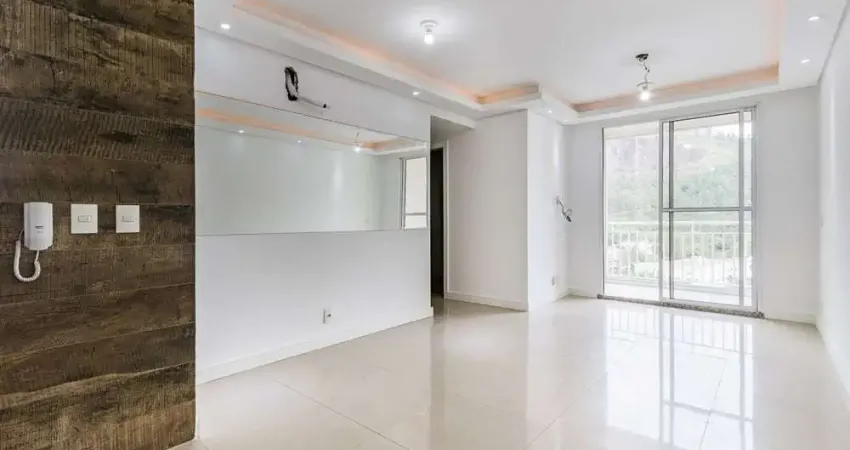 Apartamento para venda  no Bairro JARDIM CARVALHO em Porto Alegre
