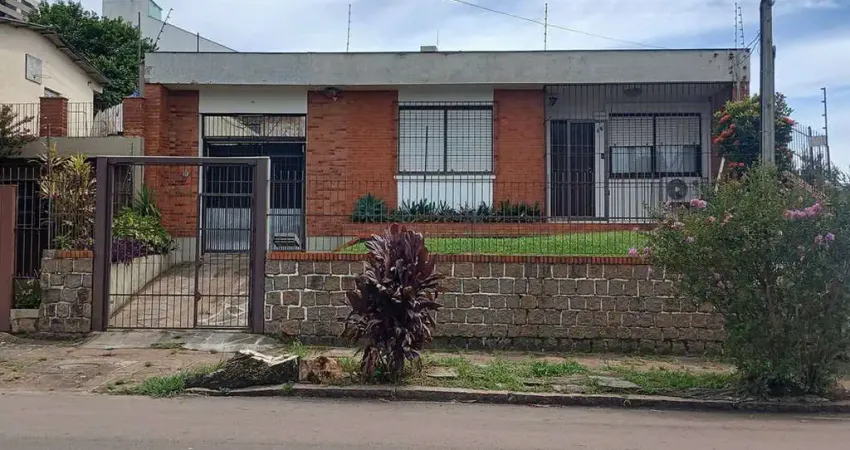 Casa com 4 quartos à venda na Rua Aneron Corrêa de Oliveira, 160, Jardim do Salso, Porto Alegre