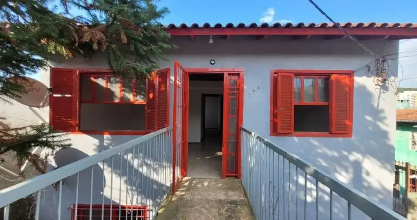 Casa para venda  no Bairro JARDIM CARVALHO em Porto Alegre