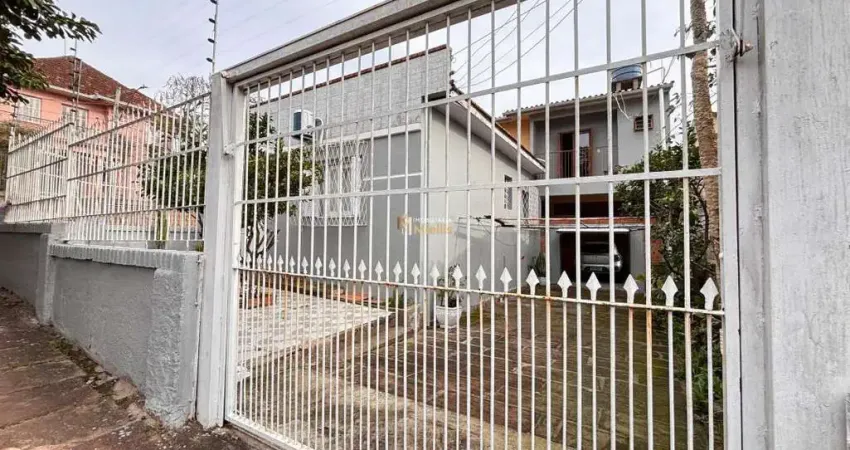 Casa com 3 quartos à venda na Rua Domício da Gama, 279, Glória, Porto Alegre