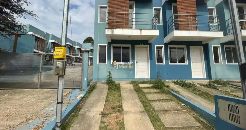 Sobrado à venda em viamão, tarumã - sala de estar, cozinha e lavabo