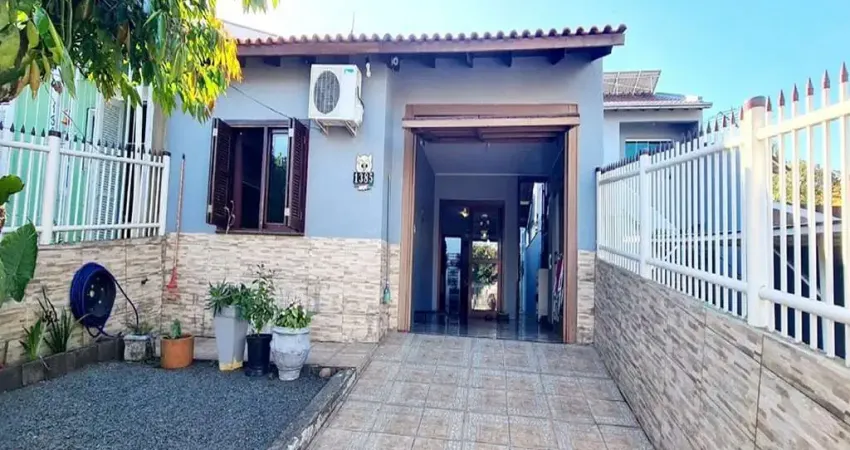 Casa com 2 quartos à venda na Rua Canários, 1385, Jardim Algarve, Alvorada