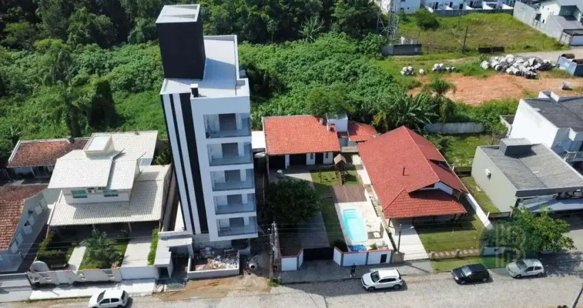 Apartamento à venda, 97 m² por R$ 640.000,00 - Centro - Balneário Piçarras/SC