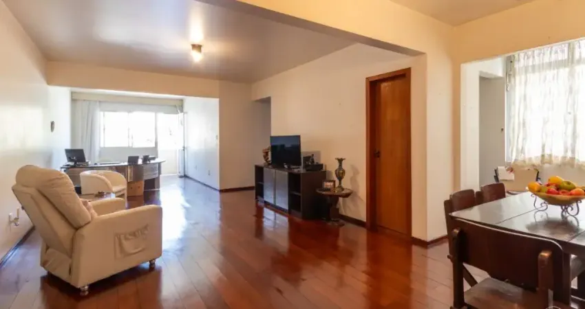 EXCELENTE APARTAMENTO DE 3 DORMITÓRIOS NO CENTRO DE FLORIANÓPOLIS