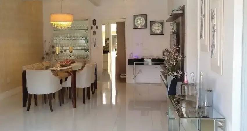 LINDA CASA RESIDENCIAL DE 2 DORMITÓRIOS NO ITACORUBI